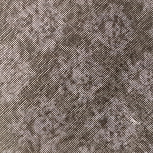 Stuff-O-Rama handbag with detachable shoulder strap - Picture 12 of 12